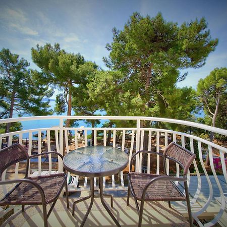 Hotel Bor Кърк Екстериор снимка